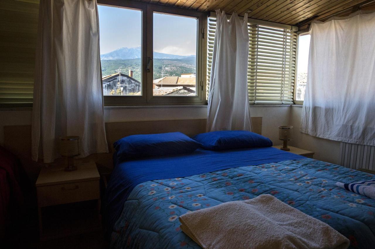 La Finestra Sull'Etna Villa Linguaglossa Room photo